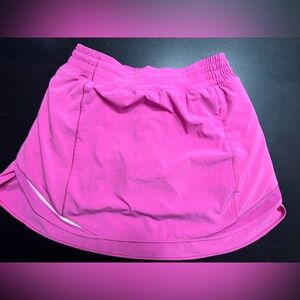 Lululemon Hotty Hot Skirt - Size 8 (Paris Pink / Rare Color)